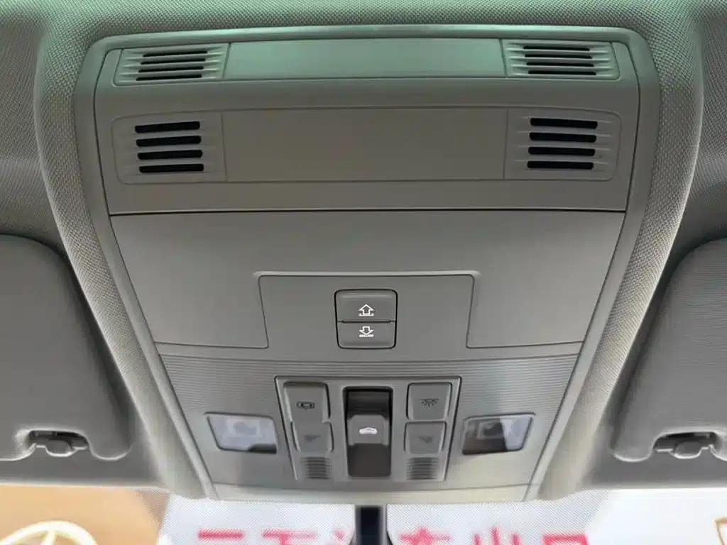2022 Volkswagen T-Cross 1.5L Automatic Comfort Edition — миниатюра 15