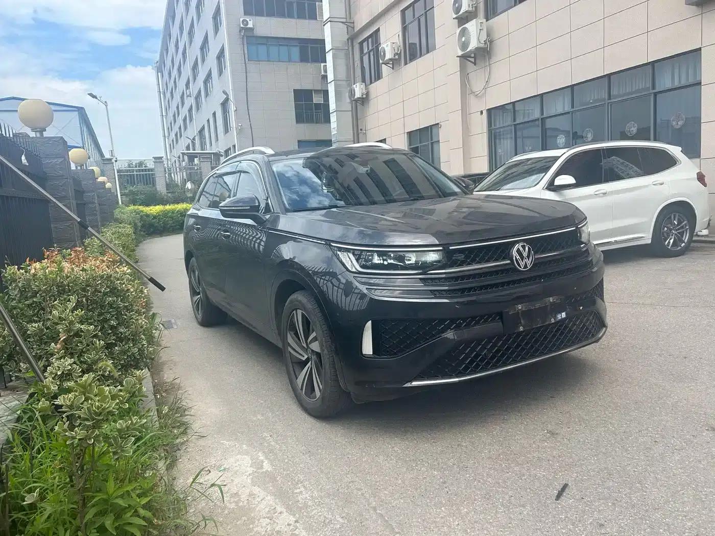 2023 Range Rover 380TSI AWD R-Line Cruiser — миниатюра 3