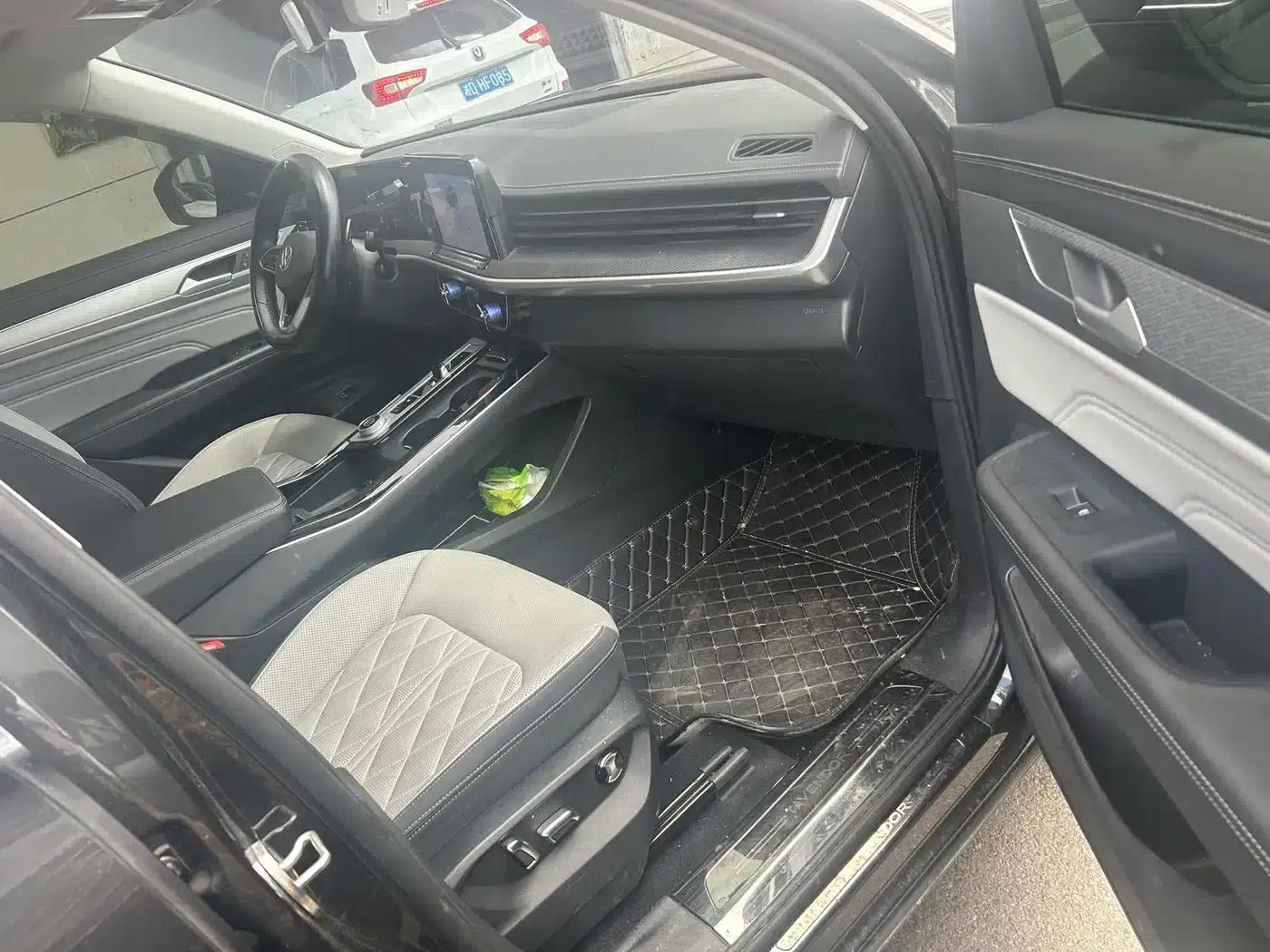 2023 Range Rover 380TSI AWD R-Line Cruiser — миниатюра 8