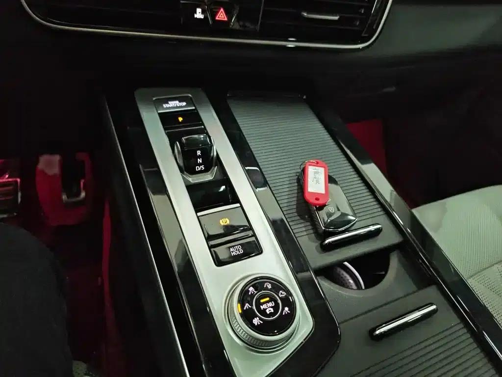 2023 Range Rover 380TSI AWD R-Line Cruiser — миниатюра 6