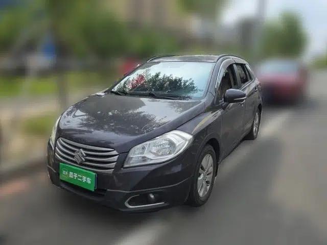 Suzuki S-Cross 2015 1.6L CVT Two-Wheel Drive Entry-Level Trim
