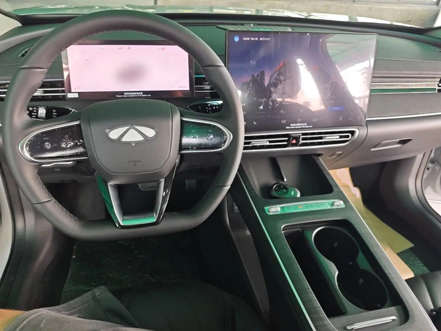 Chery Fengyun A8L 2025 1.5 TGDI 145 km Luxury Version — миниатюра 12