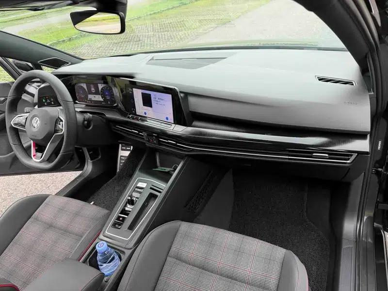 2023 Golf GTI 380TSI DSG GTI — миниатюра 21