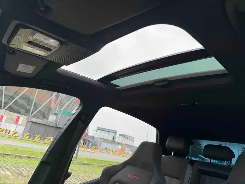 2023 Golf GTI 380TSI DSG GTI — миниатюра 28