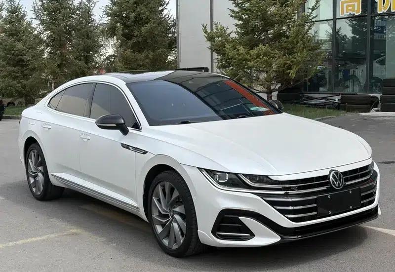 Volkswagen CC 2023 380TSI Striking Edition — миниатюра 3