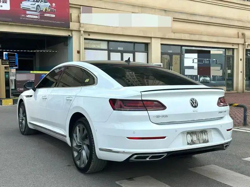 Volkswagen CC 2023 380TSI Striking Edition — миниатюра 4