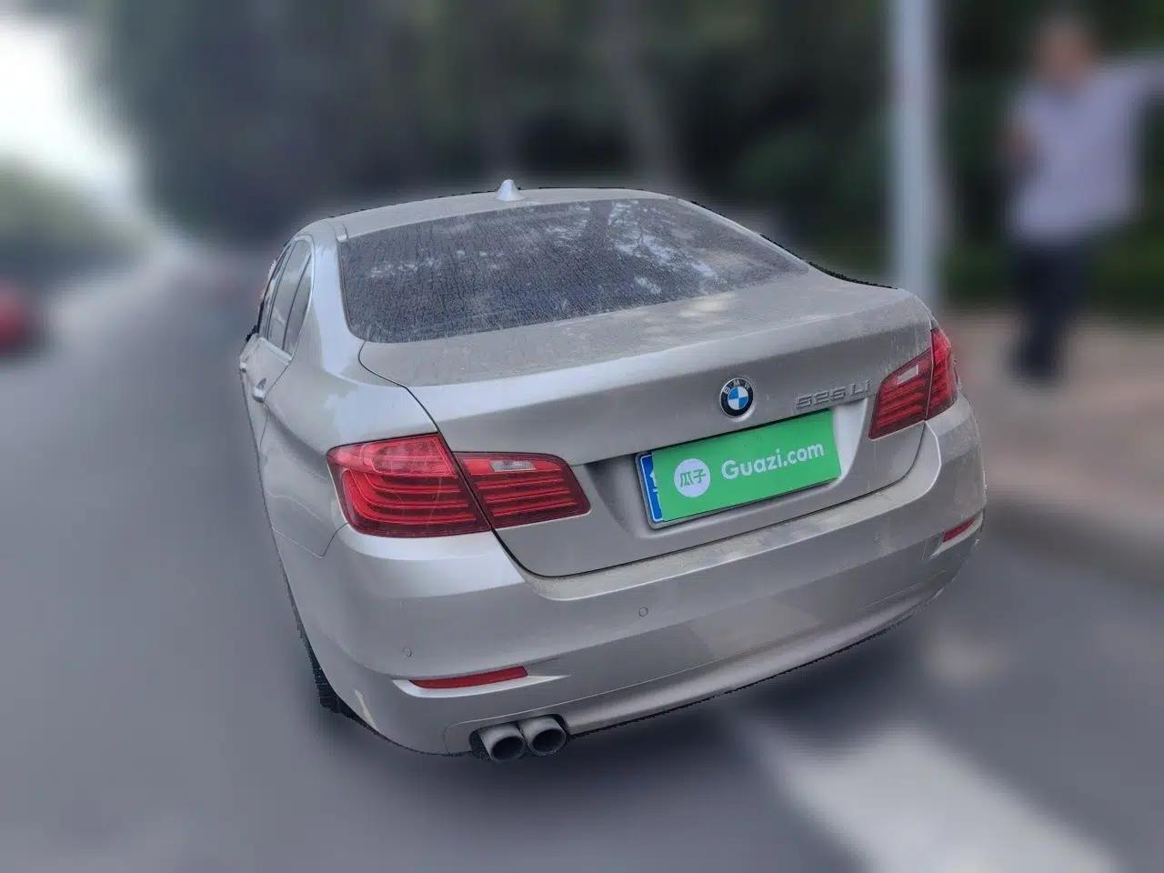 BMW 5 Series 2014 520Li Elegant Model — миниатюра 4