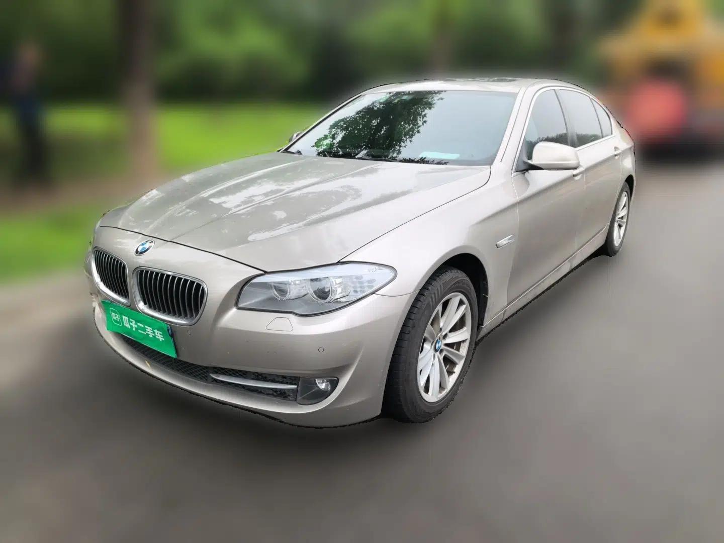 BMW 5 Series 2012 523Li Leading Model — миниатюра 1