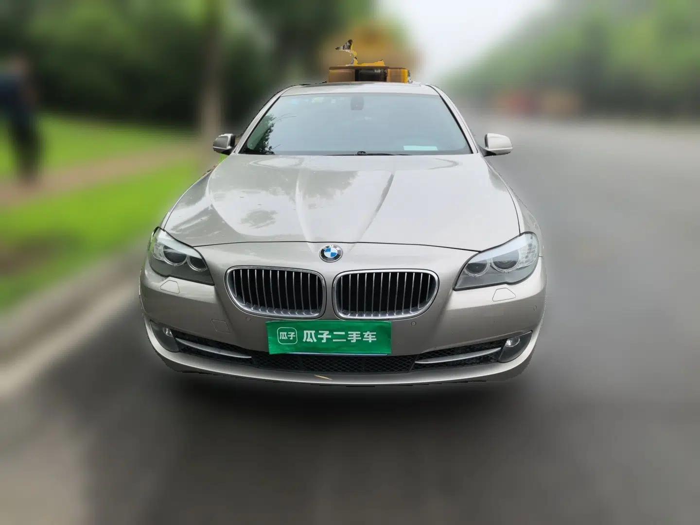 BMW 5 Series 2012 523Li Leading Model — миниатюра 2