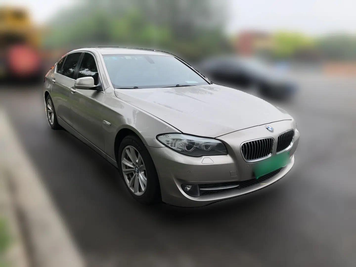 BMW 5 Series 2012 523Li Leading Model — миниатюра 3