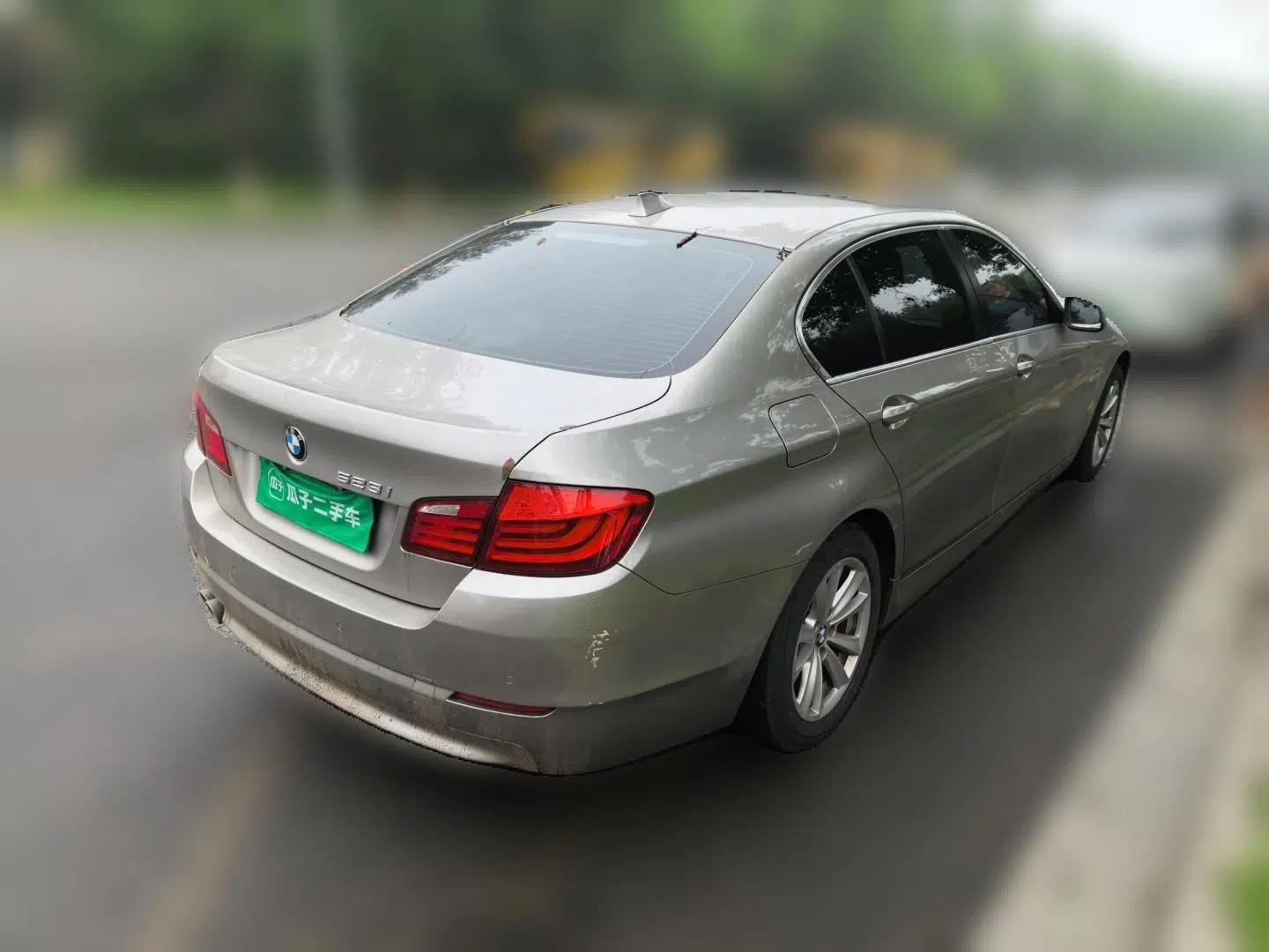 BMW 5 Series 2012 523Li Leading Model — миниатюра 6