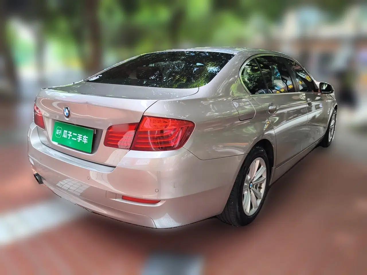 BMW 5 Series 2017 520Li Elegant Edition — миниатюра 6