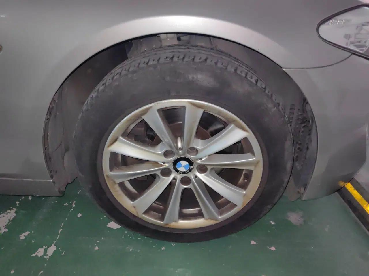 BMW 5 Series 2012 520Li Elegant Edition — миниатюра 8