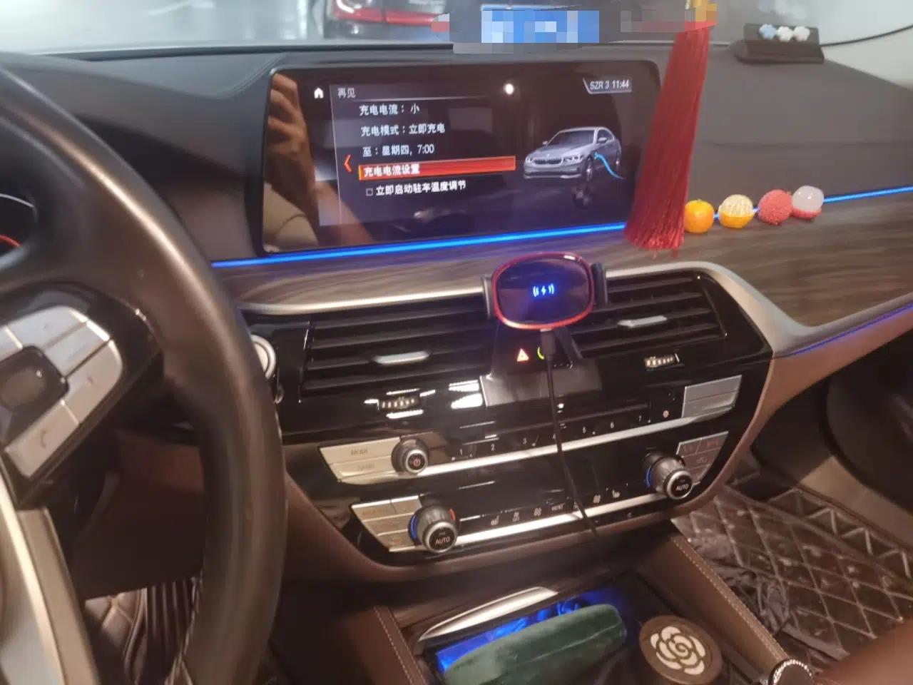 BMW 5 Series New Energy 2019 Updated Version 530Le Luxury Package — миниатюра 13