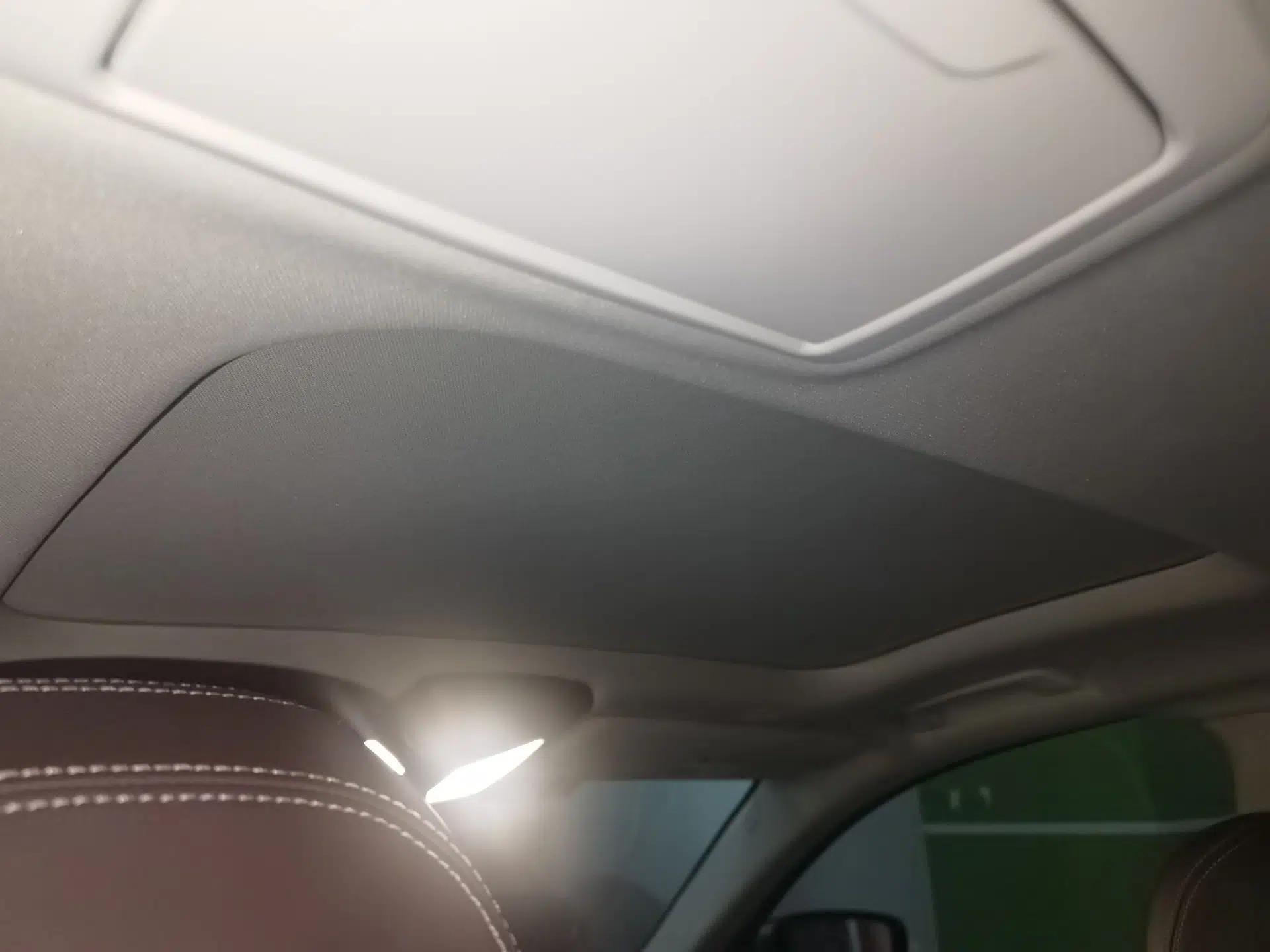 BMW 5 Series New Energy 2019 Updated Version 530Le Luxury Package — миниатюра 18