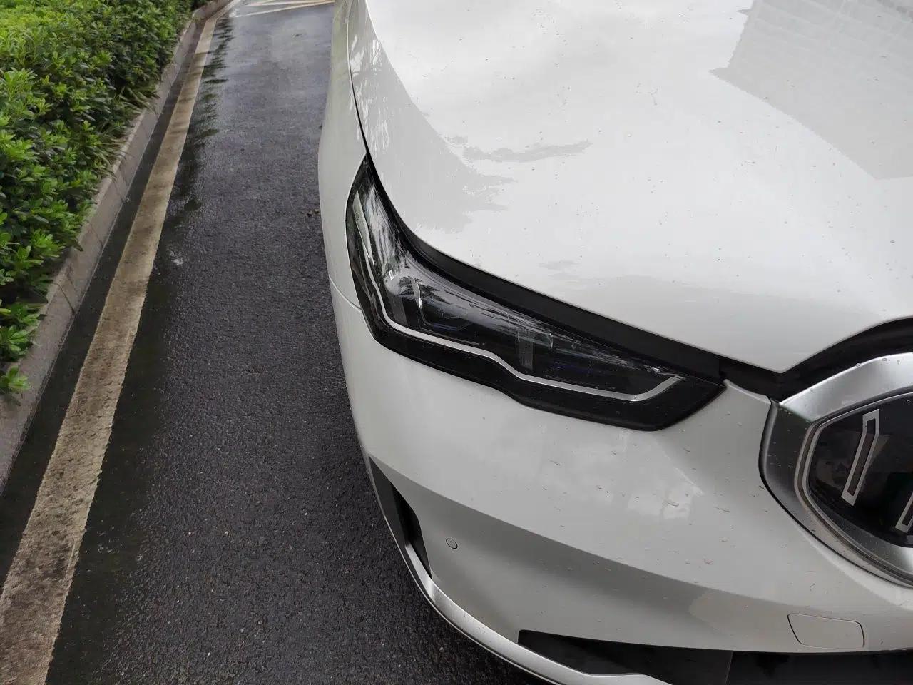 BMW 5 Series 2024 530Li Luxury Package Premium Edition — миниатюра 7