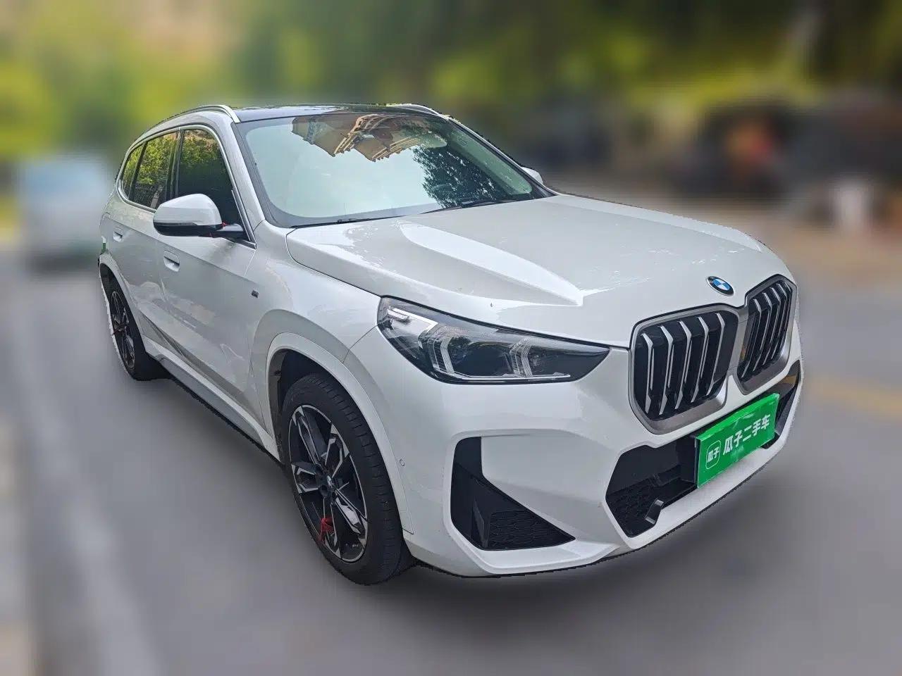 BMW X1 2023 sDrive25Li M Sport Package — миниатюра 3