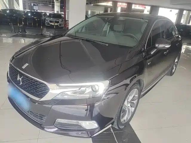 DS 5LS 2014 1.6T Luxury Edition THP160