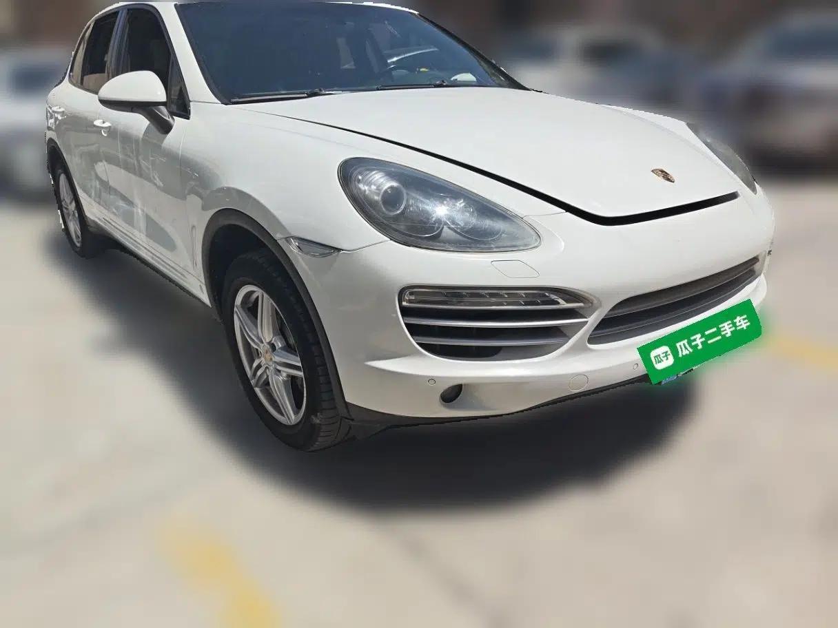 Porsche Cayenne 2014 Cayenne Platinum Edition 3.0T — миниатюра 3