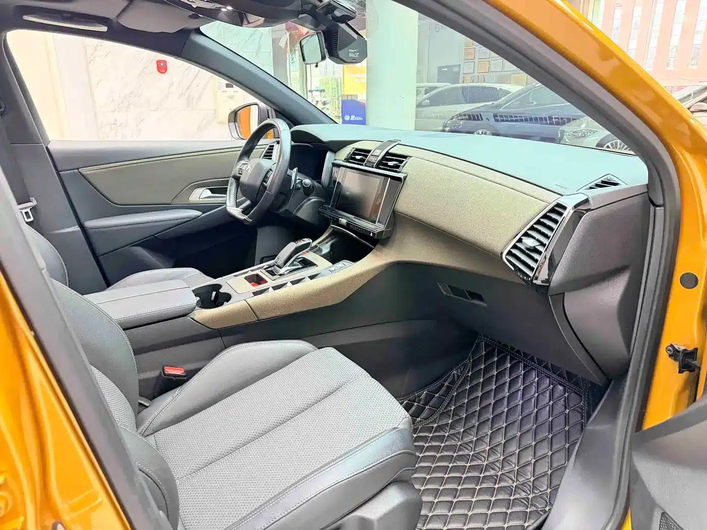 DS 7 2018 45THP Rivoli Pioneer Edition — миниатюра 4