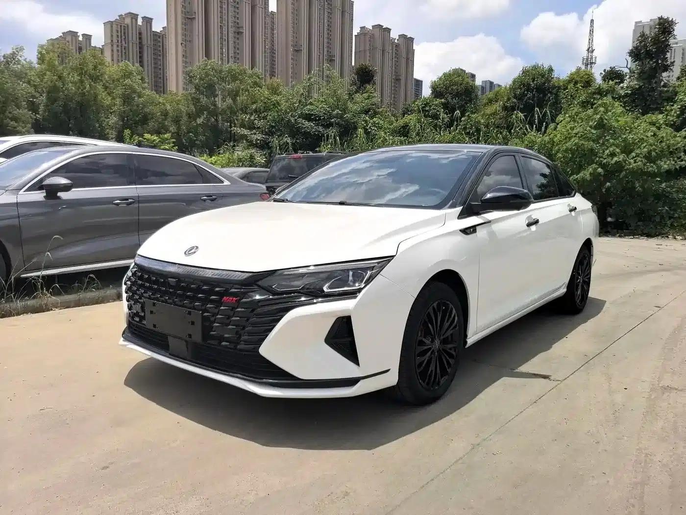 Aeolus Aeolus MAX 2022 1.5T Super Stylish Dad Edition — миниатюра 1