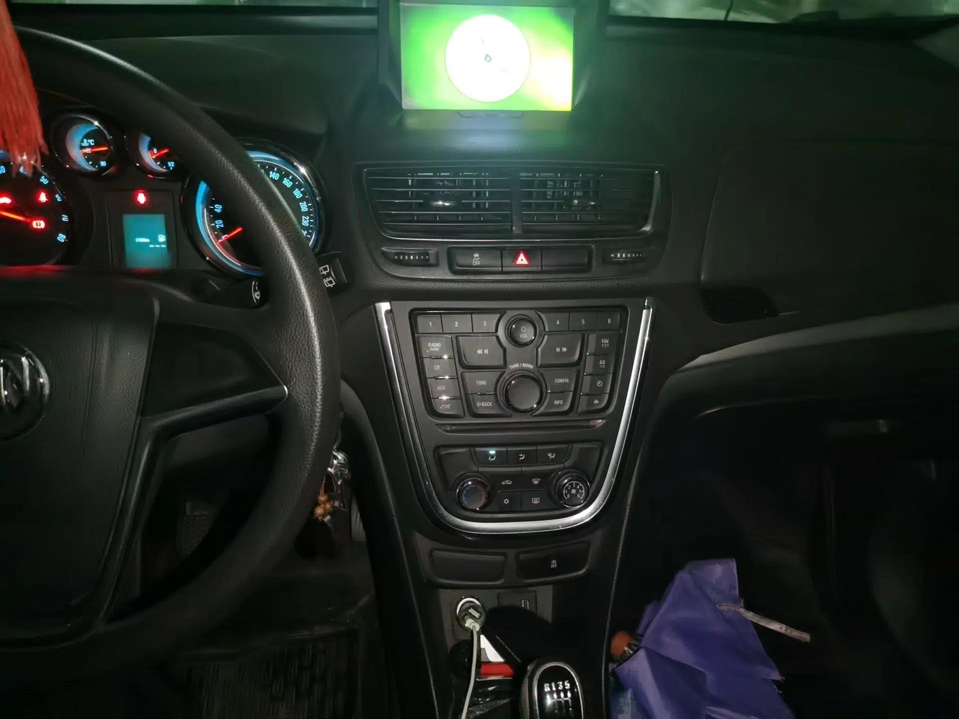 Buick Encore 2015 1.4T Manual Two-Wheel Drive Urban Advanced Model — миниатюра 12