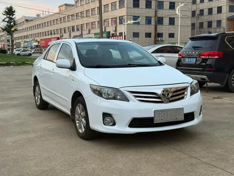 2012 Toyota Corolla Premium Edition 1.6L Automatic GL — миниатюра 3