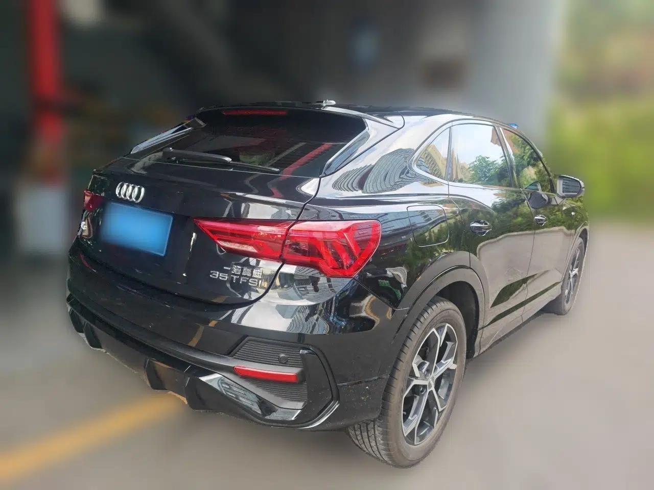 Audi Q3 2021 35 TFSI Fashionable and Elegant Model — миниатюра 6