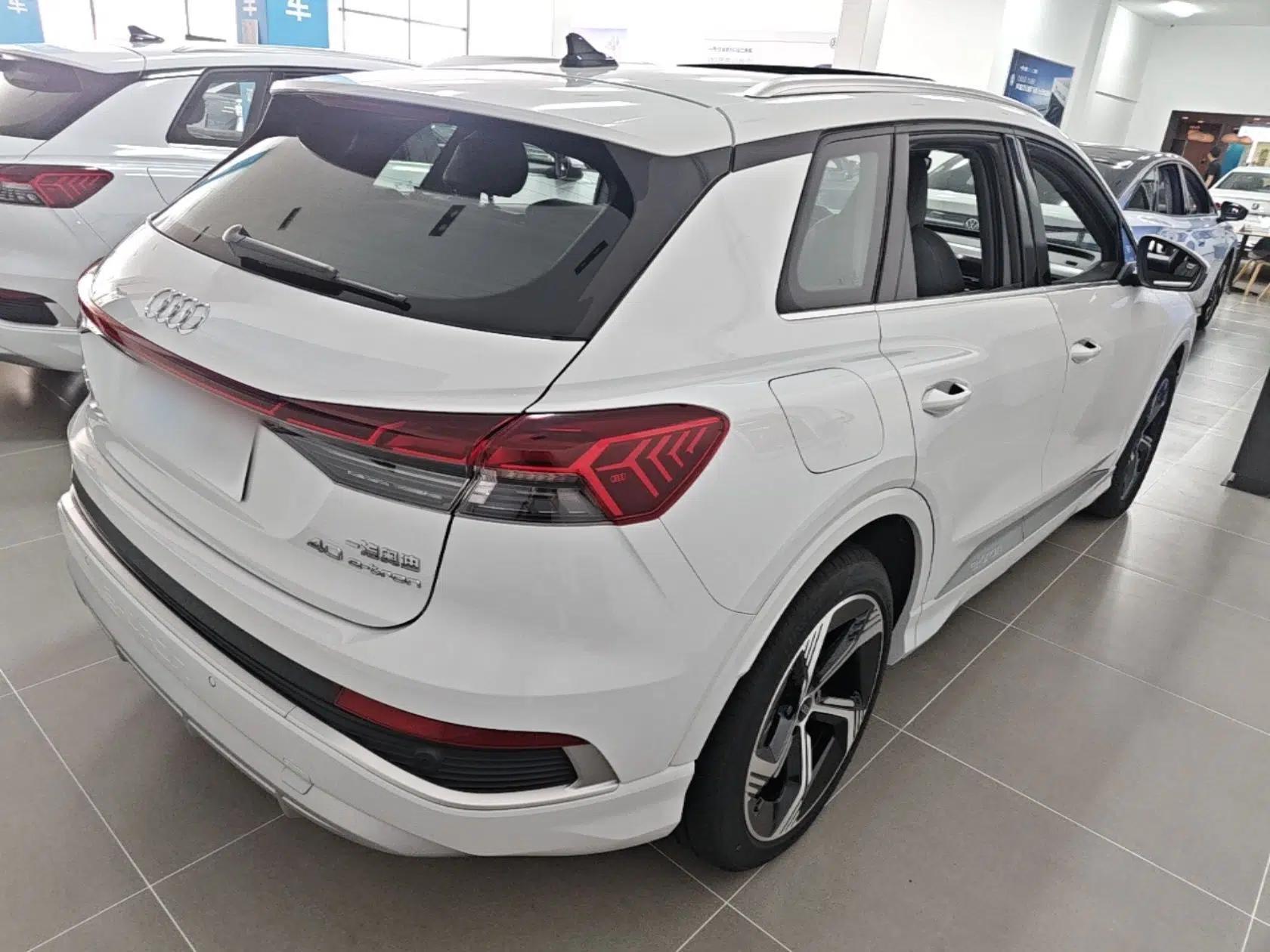 Audi Q4 e-tron 2023 40 e-tron Boundary Edition — миниатюра 6