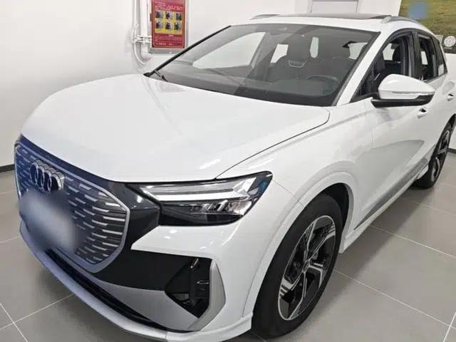Audi Q4 e-tron 2023 40 e-tron Boundary Edition