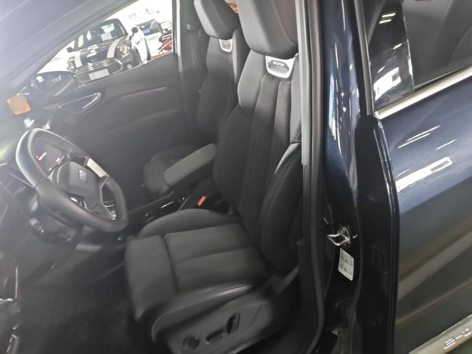 Audi Q4 e-tron 2022 40 e-tron Boundary Edition — миниатюра 17