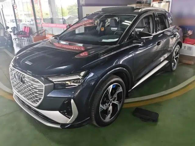 Audi Q4 e-tron 2022 40 e-tron Boundary Edition