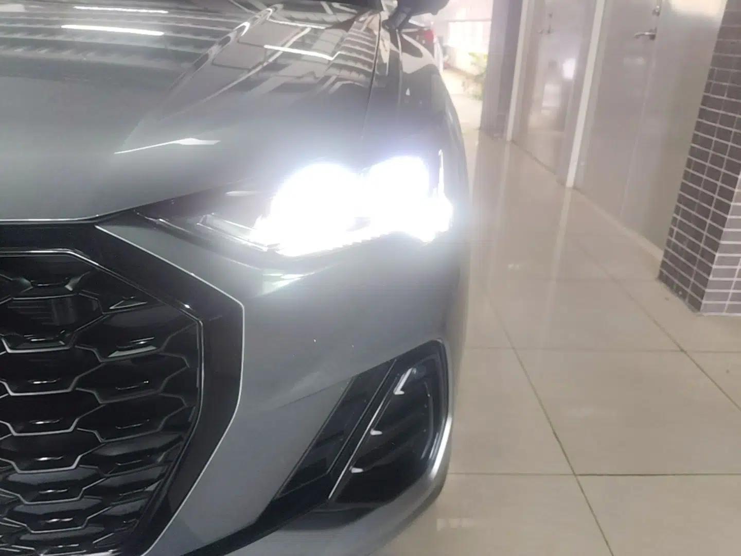 Audi Q3 Sportback 2022 40 TFSI Fashion Model — миниатюра 8