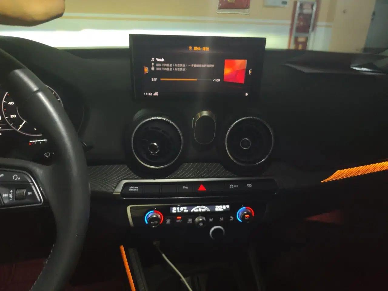 Audi Q2L e-tron 2019 Q2L e-tron Pure Electric Smart Enjoyment Model — миниатюра 13
