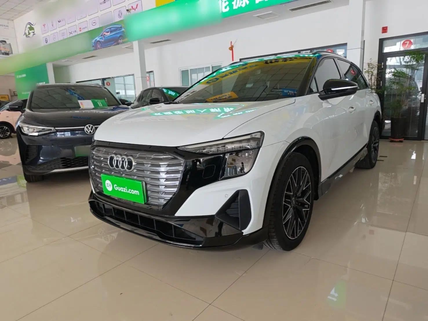 Audi Q5 e-tron 2022 40 e-tron Starlight Edition Mech Kit — миниатюра 1