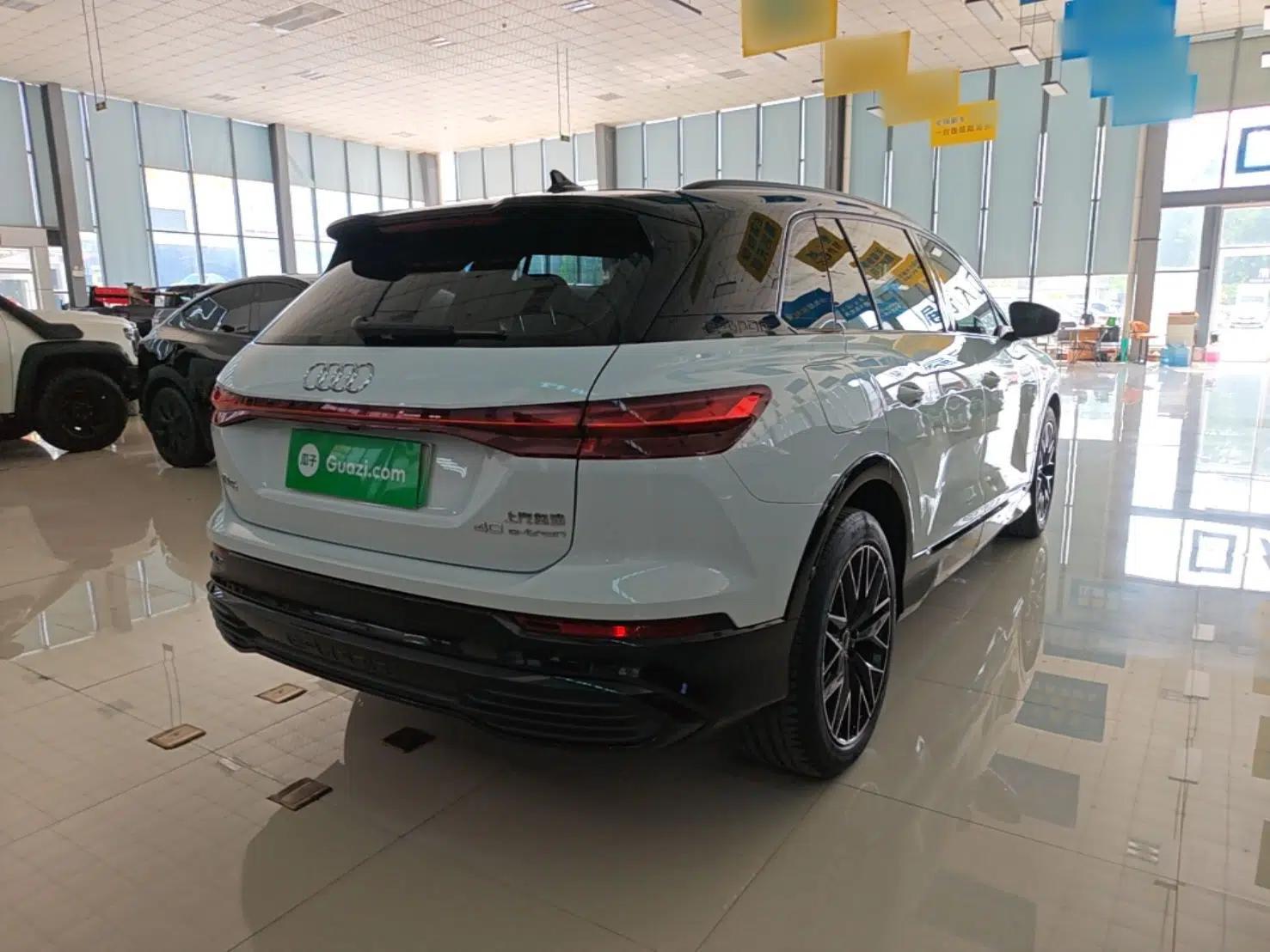 Audi Q5 e-tron 2022 40 e-tron Starlight Edition Mech Kit — миниатюра 6
