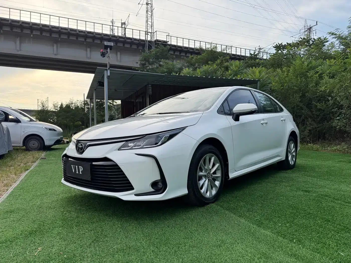 2021 Toyota Corolla 1.2T S-CVT Elite PLUS Edition — миниатюра 1