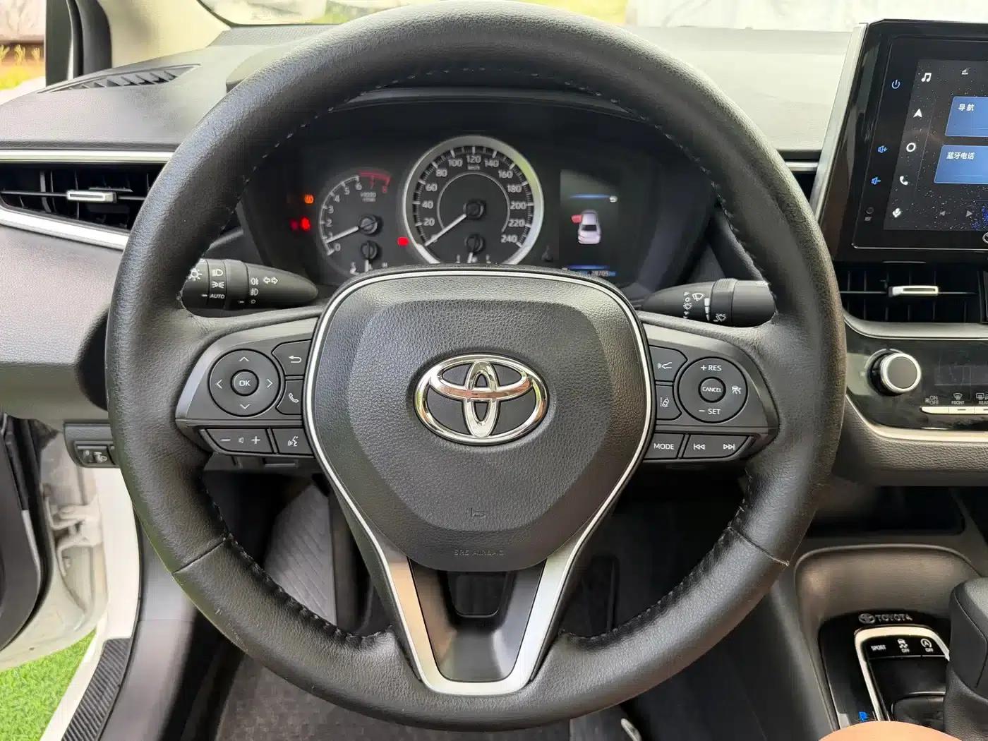 2021 Toyota Corolla 1.2T S-CVT Elite PLUS Edition — миниатюра 13