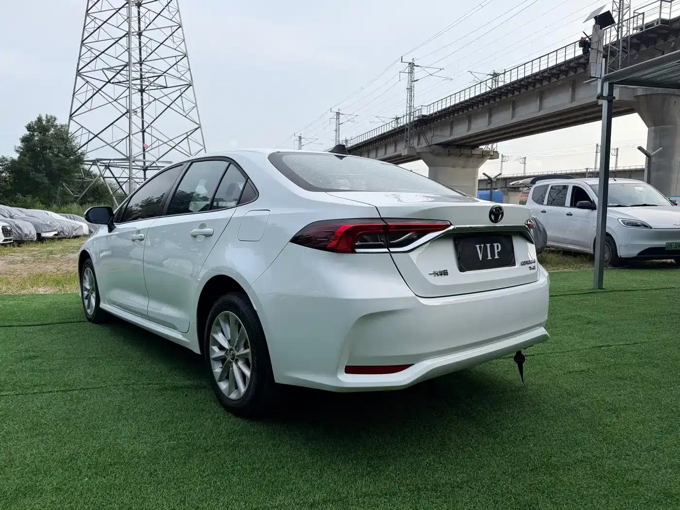 2021 Toyota Corolla 1.2T S-CVT Elite PLUS Edition — миниатюра 4