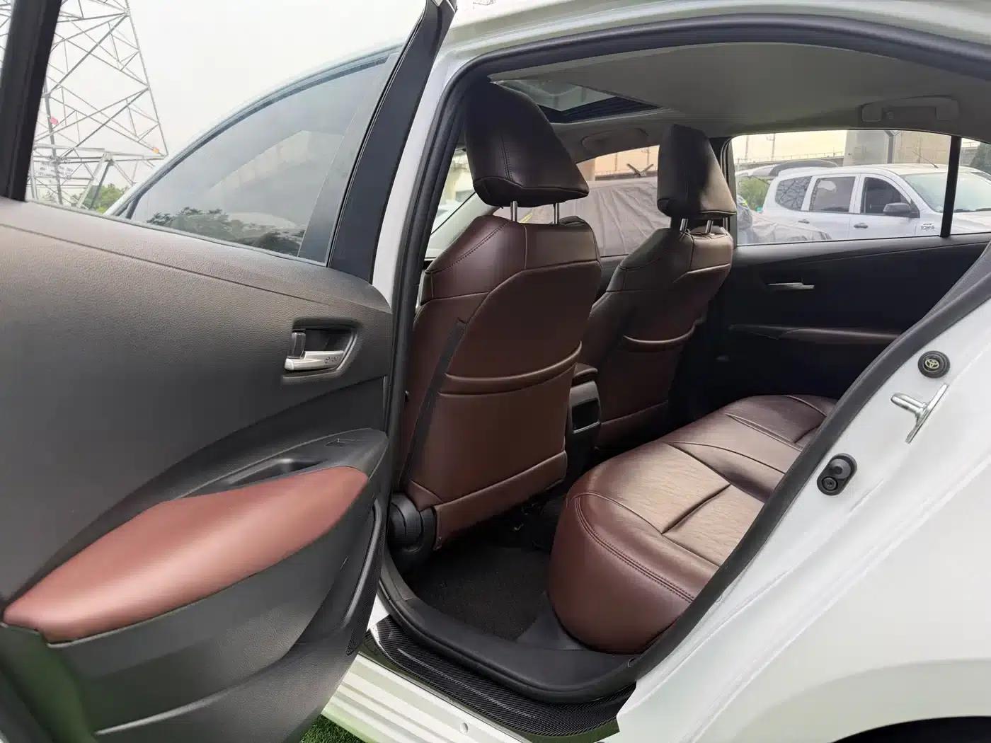 2021 Toyota Corolla 1.2T S-CVT Elite PLUS Edition — миниатюра 9
