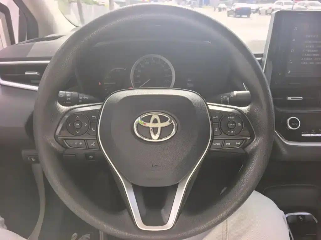2021 Toyota Corolla Hybrid 1.8L E-CVT Elite Edition — миниатюра 11