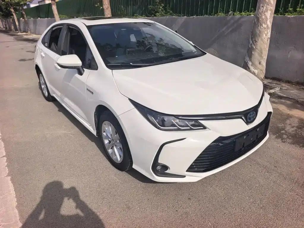 2021 Toyota Corolla Hybrid 1.8L E-CVT Elite Edition — миниатюра 6