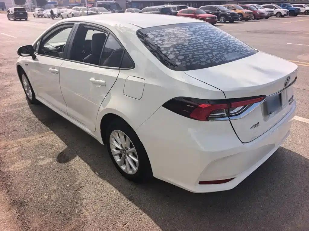 2021 Toyota Corolla Hybrid 1.8L E-CVT Elite Edition — миниатюра 7