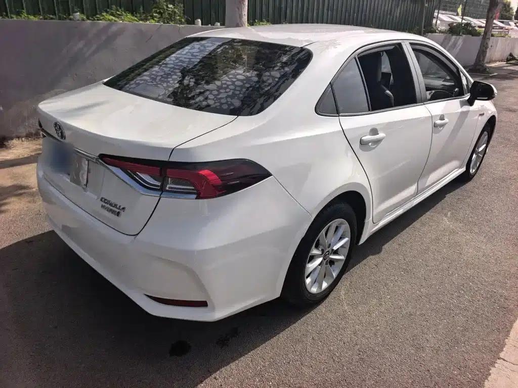 2021 Toyota Corolla Hybrid 1.8L E-CVT Elite Edition — миниатюра 9