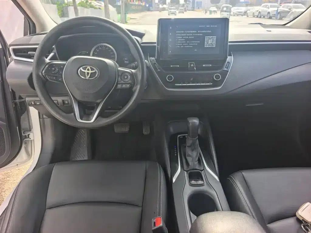 2021 Toyota Corolla Hybrid 1.8L E-CVT Elite Edition — миниатюра 10