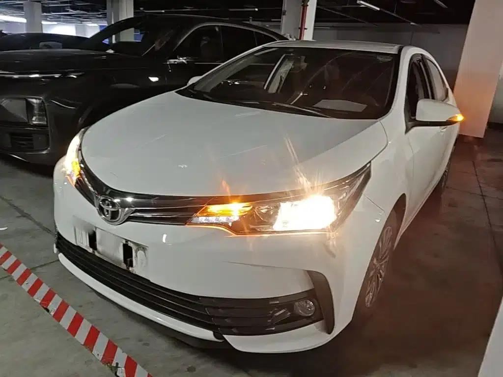 2018 Toyota Corolla 1.2T S-CVT GL Smart Edition — миниатюра 1
