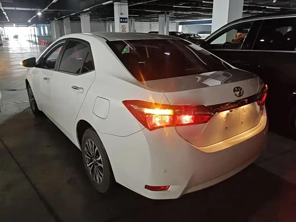 2018 Toyota Corolla 1.2T S-CVT GL Smart Edition — миниатюра 5