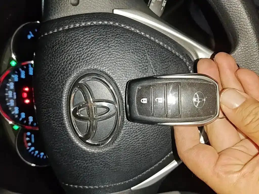 2018 Toyota Corolla 1.2T S-CVT GL Smart Edition — миниатюра 9