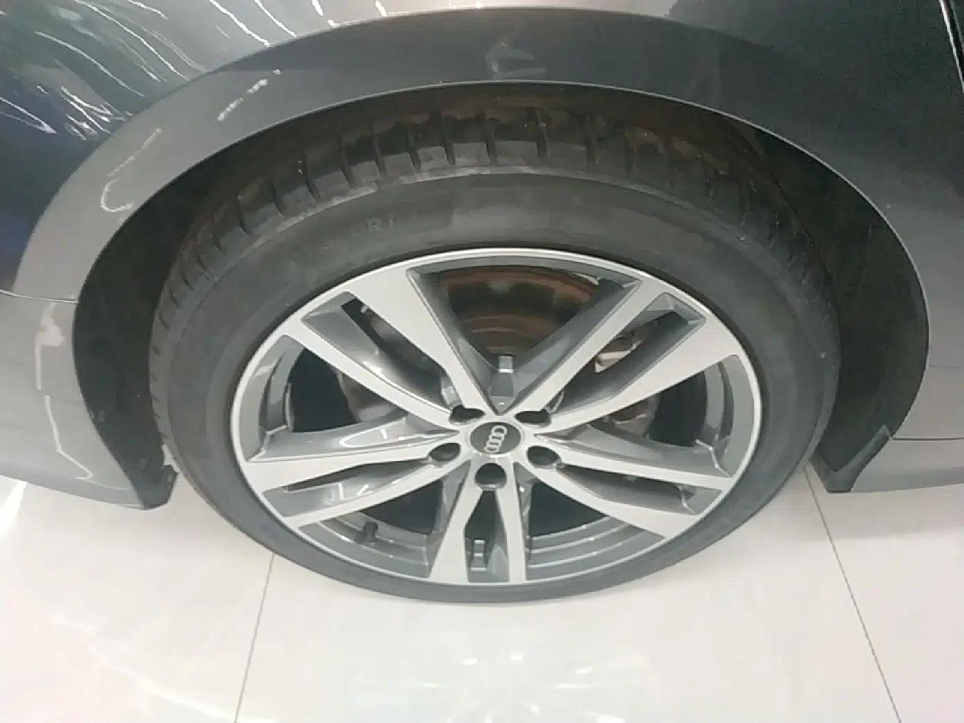 Audi A6 2021 Avant Avant-garde 45 TFSI Prestige Dynamic Edition — миниатюра 11