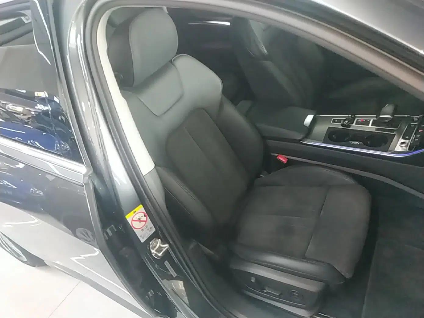 Audi A6 2021 Avant Avant-garde 45 TFSI Prestige Dynamic Edition — миниатюра 19